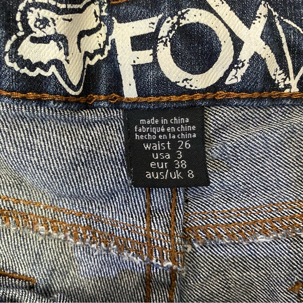 FOX RACING Y2K Denim Jean Shorts Size 3 Waist 26 - Picture 6 of 12